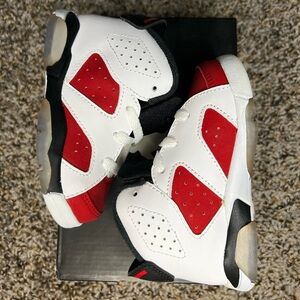 Infant Retro 6 Carmine size 6C